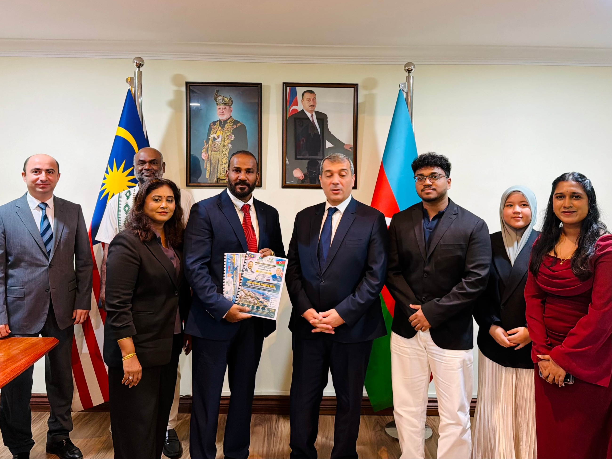 PERKESA and KWSB Present Precious-Metals Recycling Proposal for Azerbaijan — photograph 1